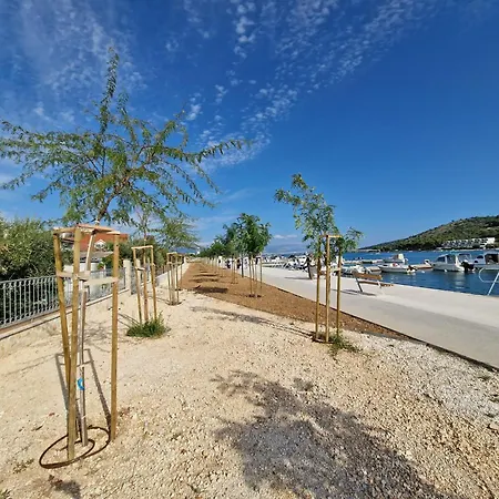 Sea Breeze *